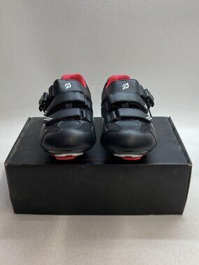 IOB Peloton cycling shoes w/cleats, size 40 (Women's 9/Men's 7)